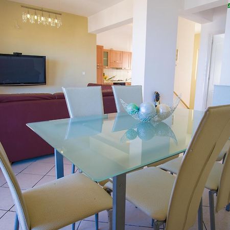 Agia Marina Blue Villas מראה חיצוני תמונה