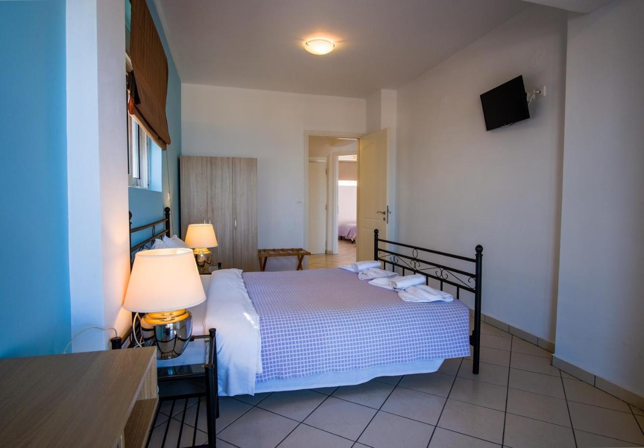 Agia Marina Blue Villas מראה חיצוני תמונה